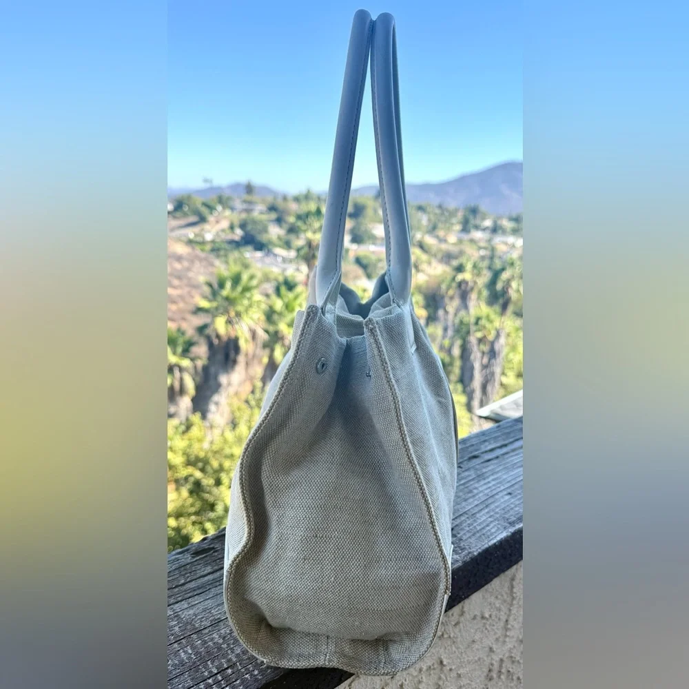 Tory Burch Hand Bag - Picture 4 of 16